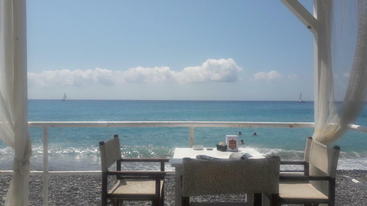 Hotel La Scogliera Bordighera Exterior photo